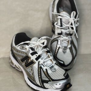 New Balance Women's Silver and Black Athletic Shoes